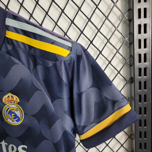 Kit Infantil Adidas Real Madrid II - 2023/24